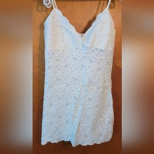 Bebe cream lace tank top